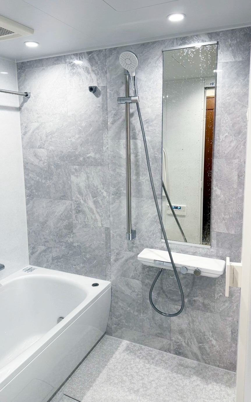 リフォーム後のバスルーム